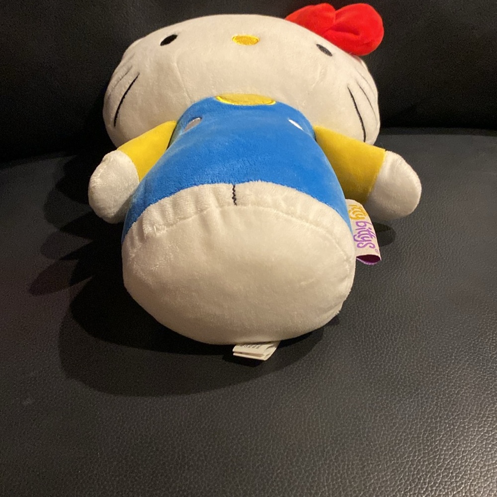 Hello kitty itty bitty - Picture 3 of 3
